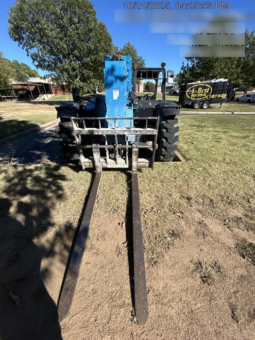 2018 Genie GTH-636 Genie GTH-636 w/Open ROPS, Work Lights, Solid Tires, RH Cab Mesh, Beacon, 48" Carriage and Forks