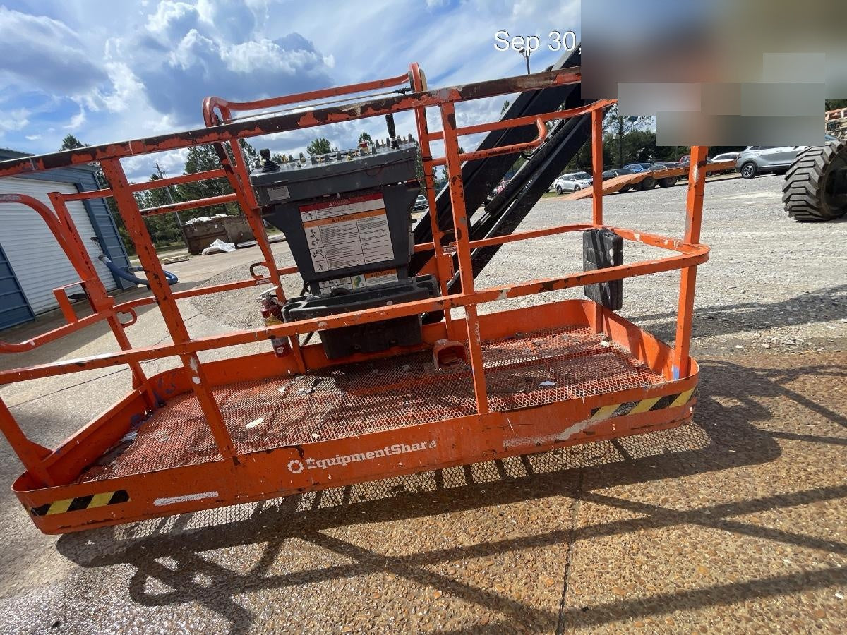 2024 JLG 660SJ