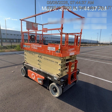 2022 JLG ES3246