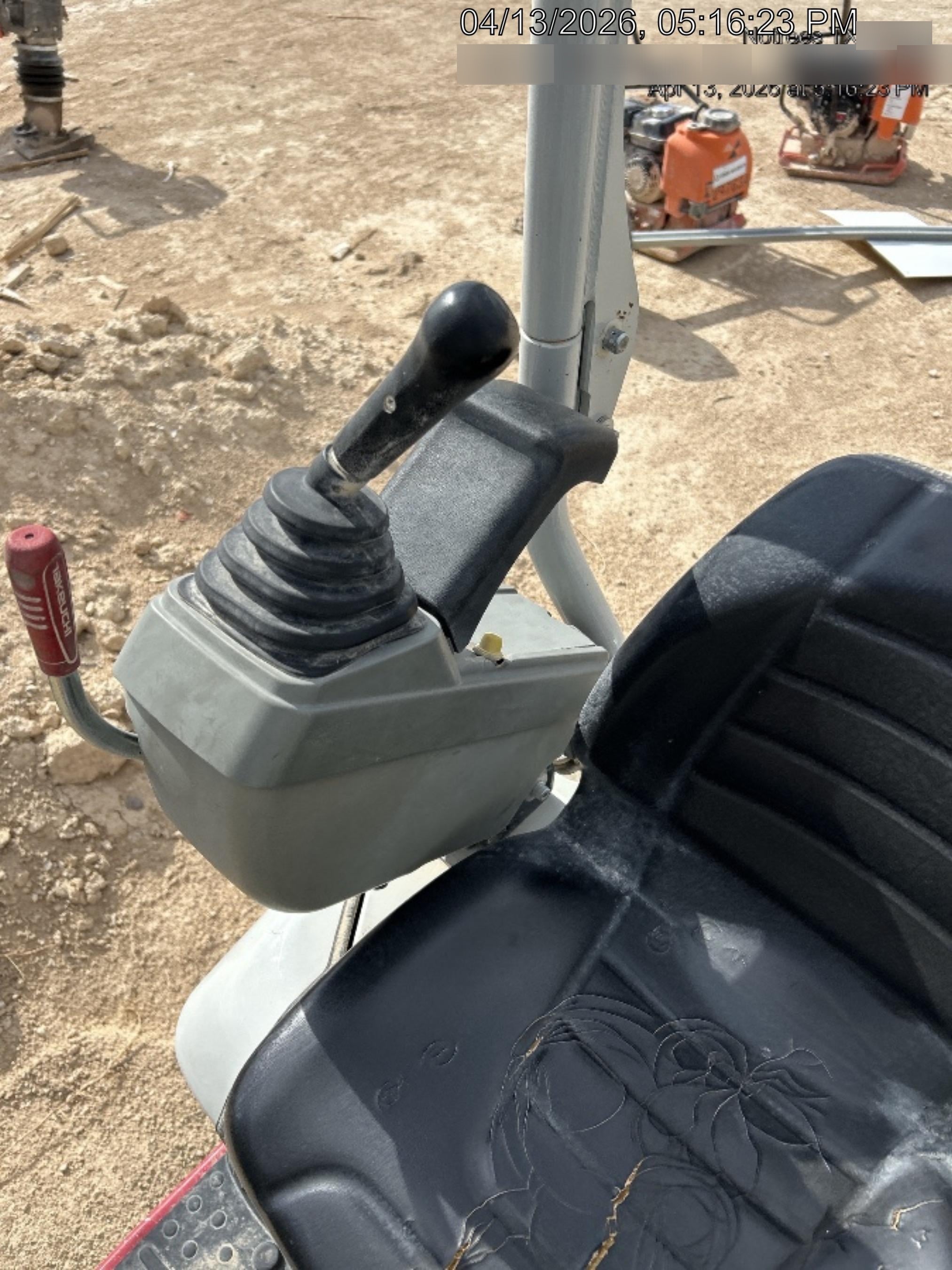 2022 TAKEUCHI TB210R