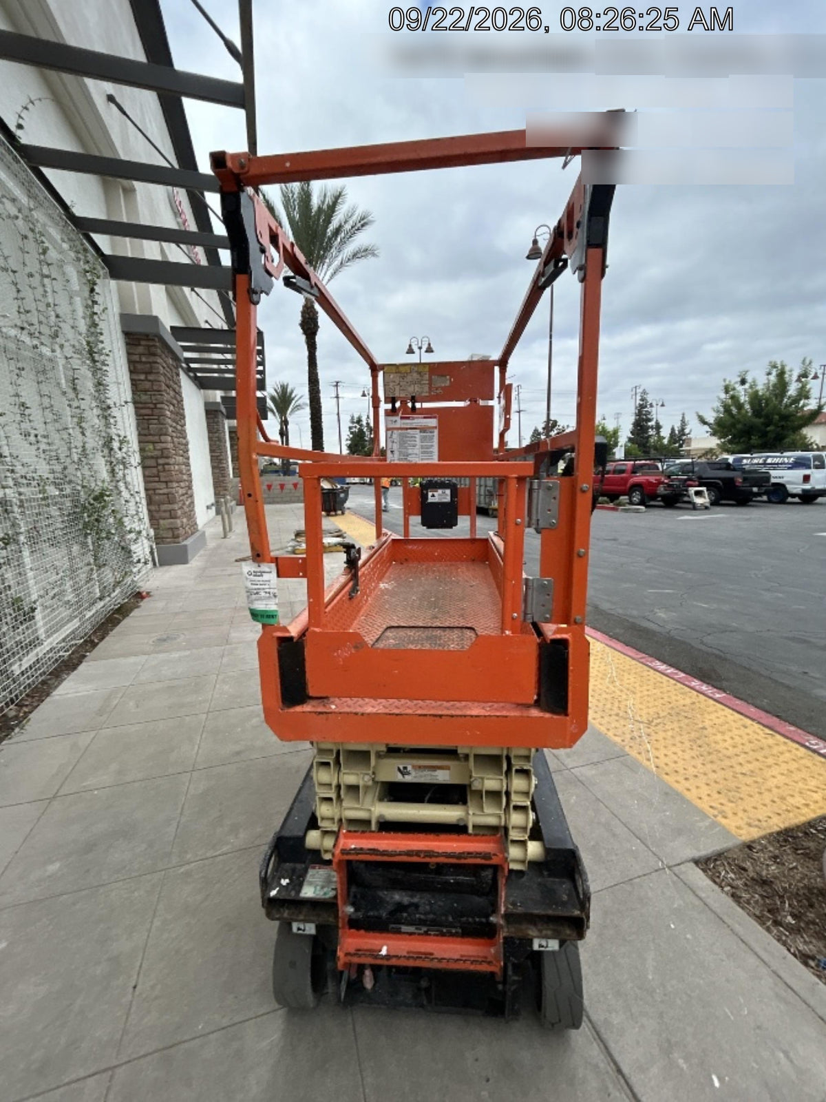 2022 JLG ES1932