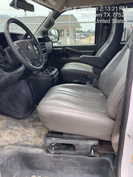 2025 CHEVROLET Express Van - Rental