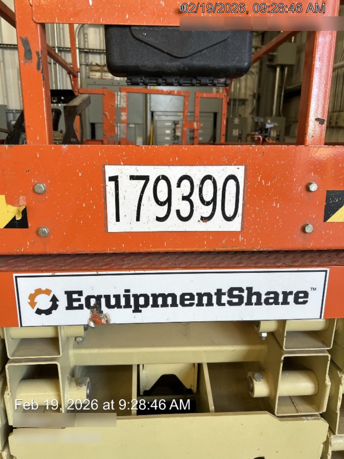 2021 JLG R3246