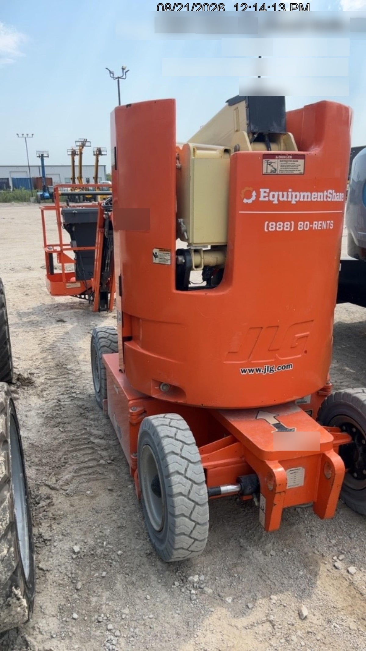 2019 JLG E300AJP