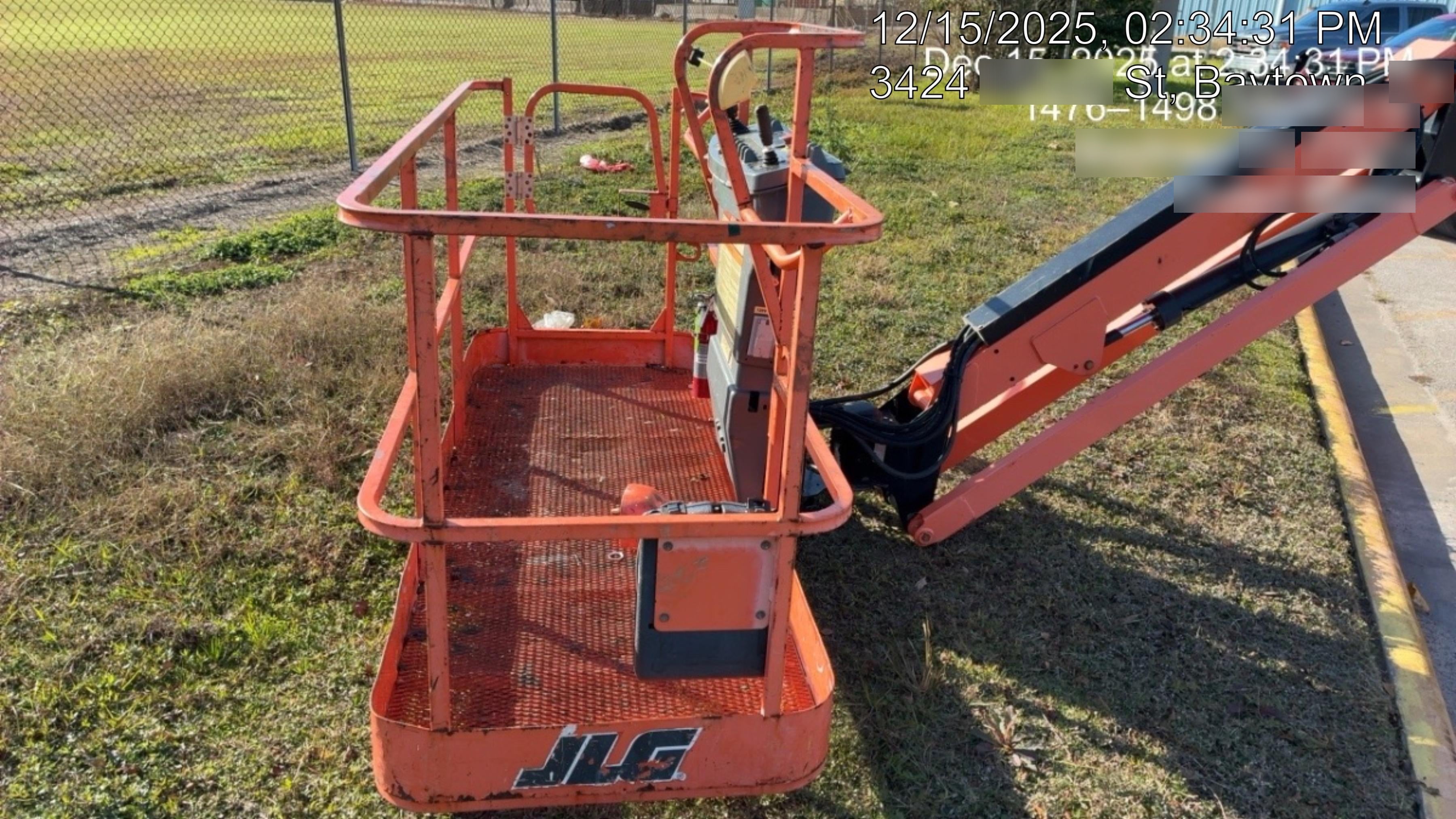 2019 JLG 600AJ
