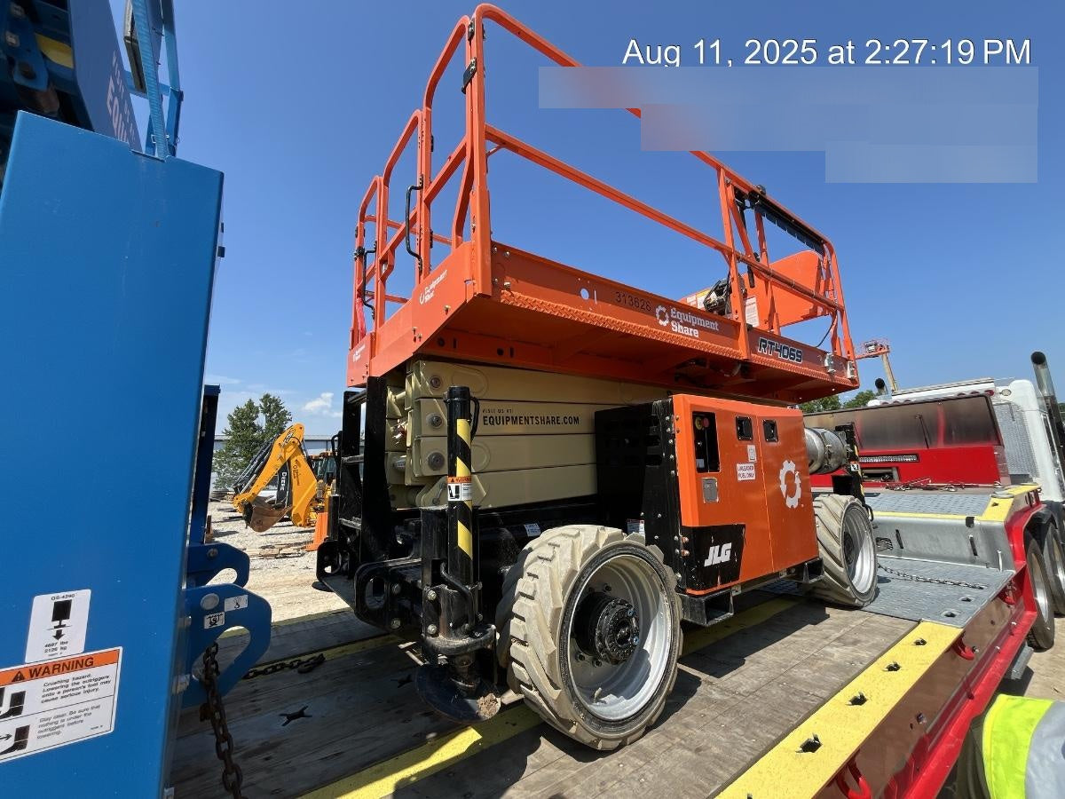 2023 JLG RT4069