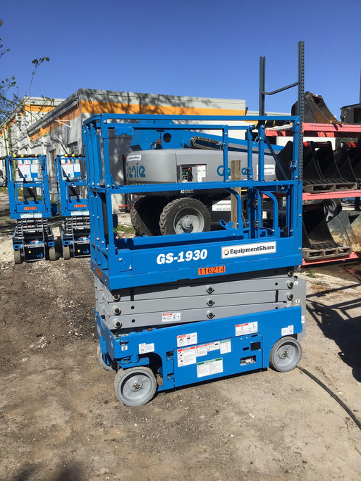 2020 Genie GS-1930 Solid Non Marking Tires, Beacon, Folding rails with half height swing gate