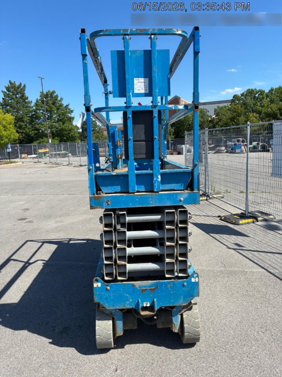 2017 GENIE GS-3232