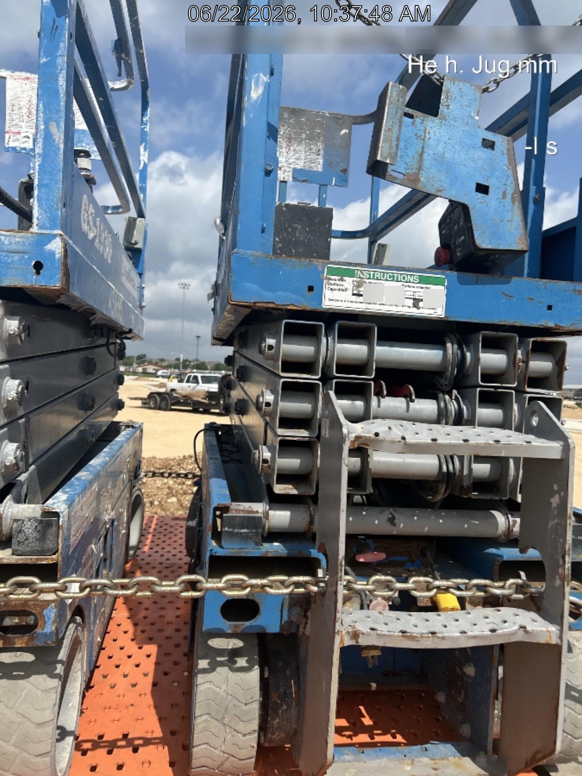 2017 Genie GS-1930 Genie GS-1930 Lift w/Fixed Rail and Chain Entry