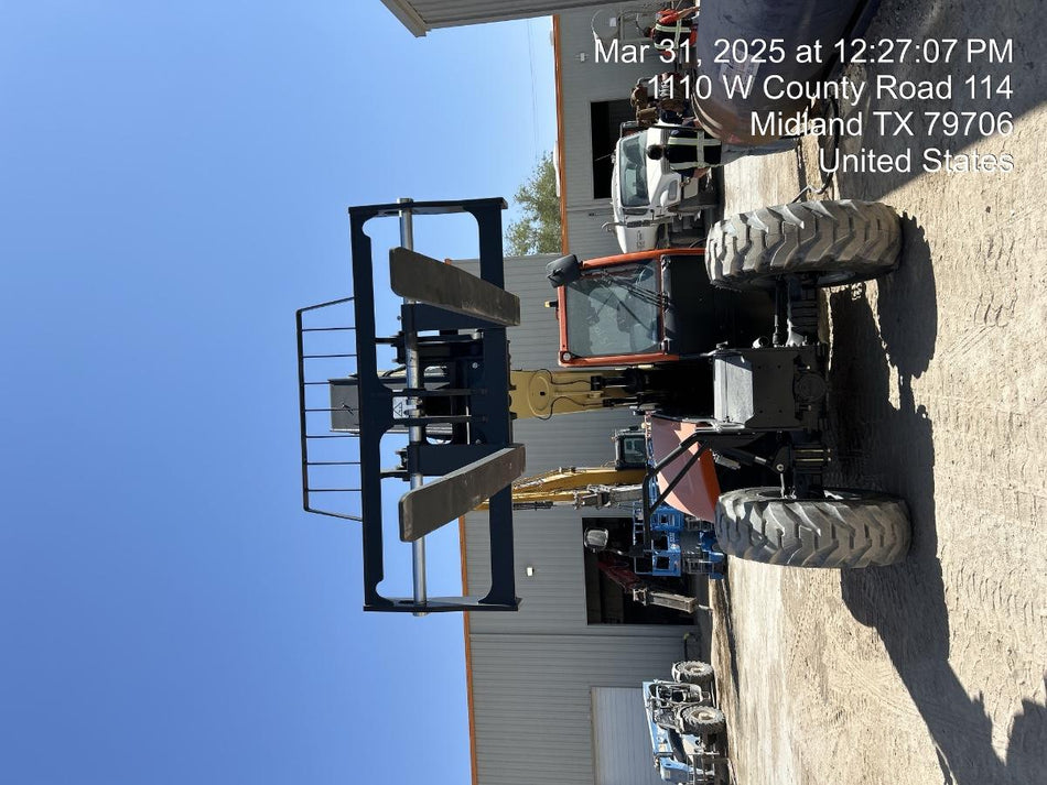 2025 JLG 1732