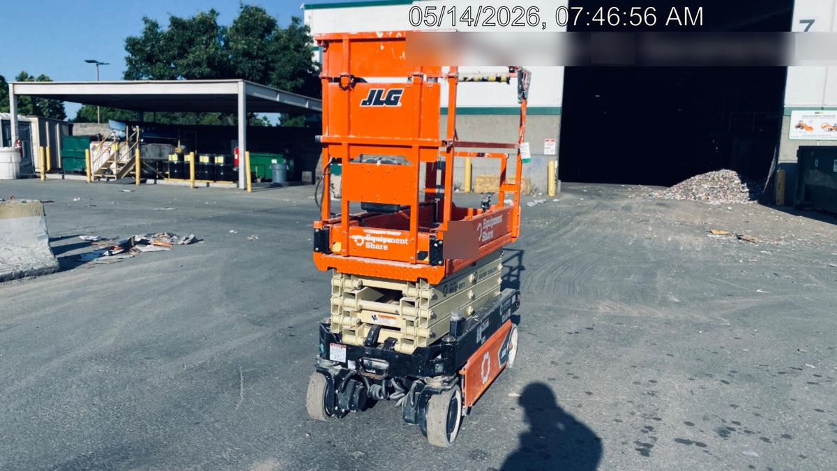 2024 JLG ES1932