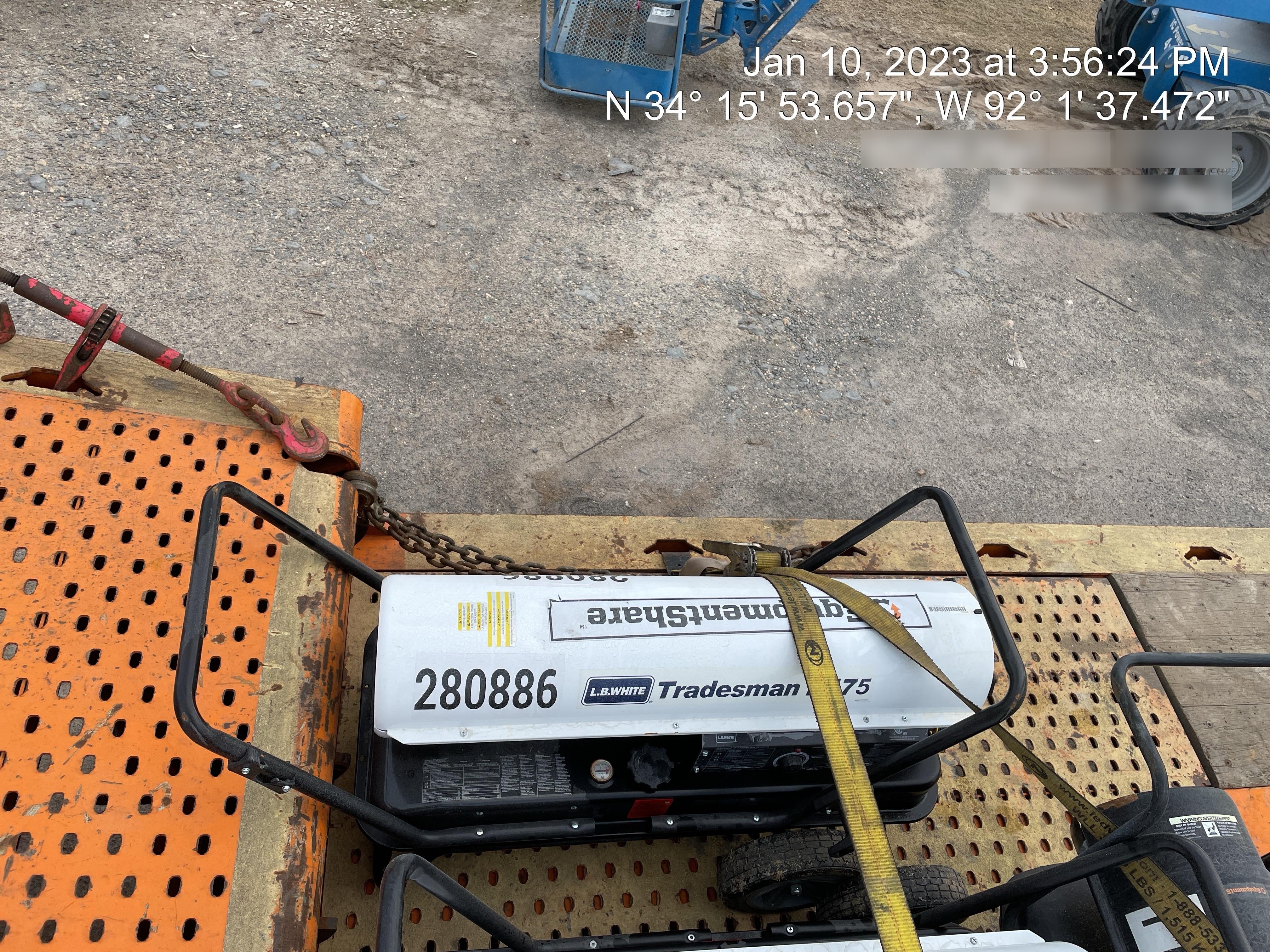 2022 LB WHITE Tradesman K175