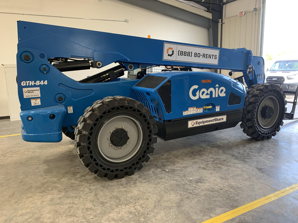 2022 GENIE GTH-844