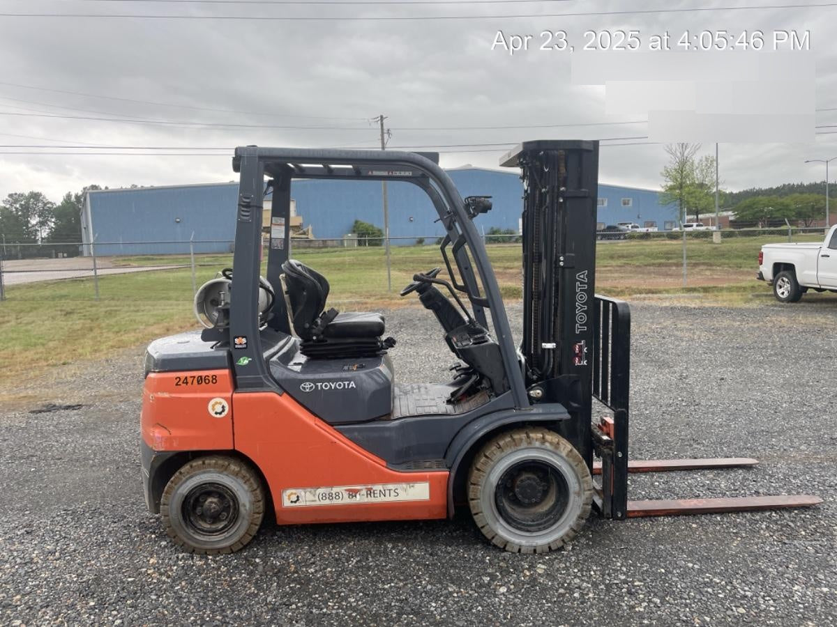2022 TOYOTA 50-8FGU25