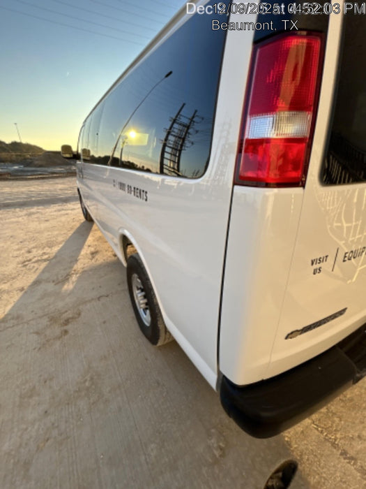 2025 CHEVROLET Express Van - Rental