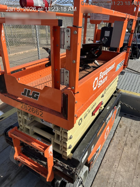 2022 JLG ES1932