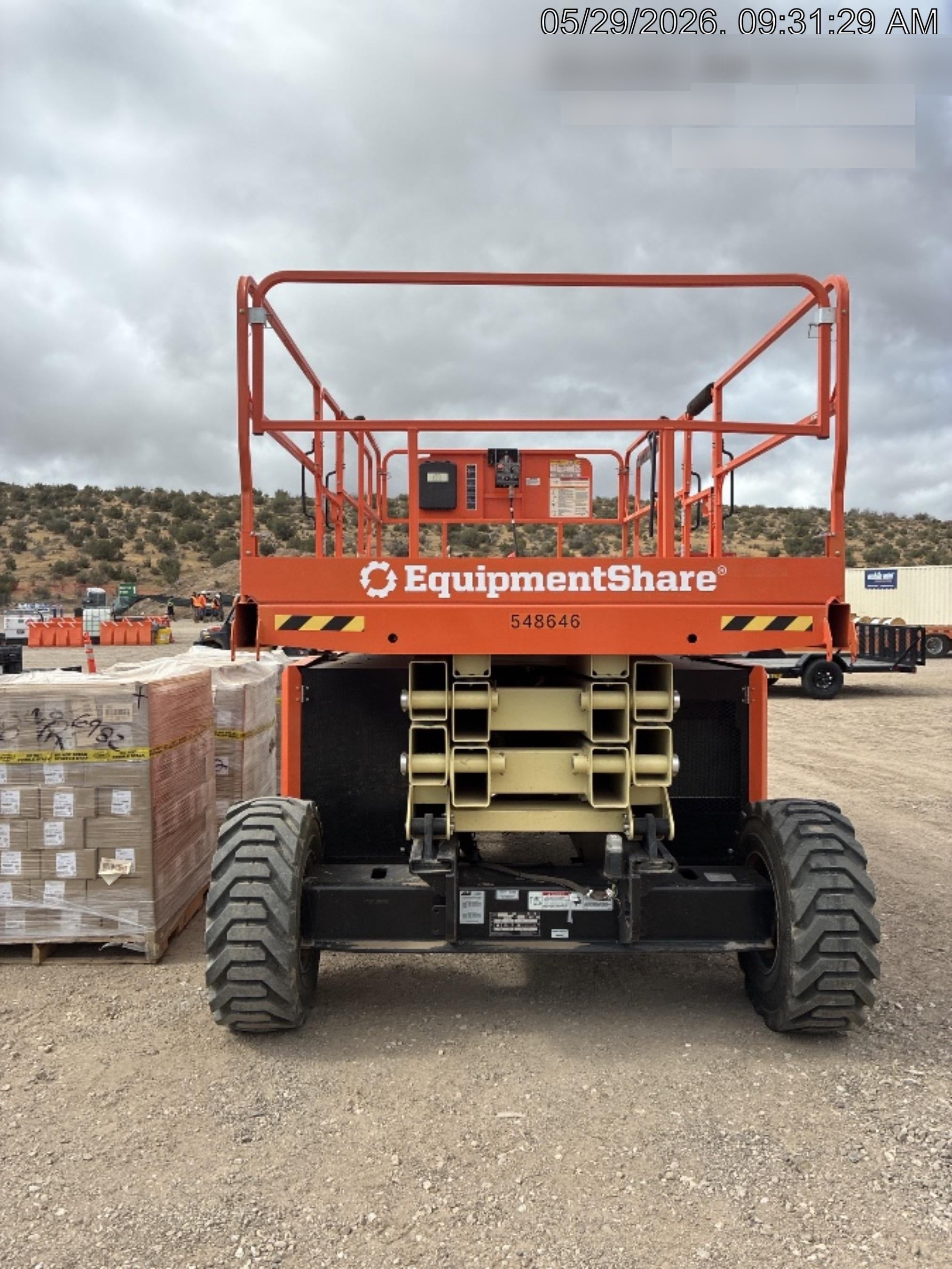 2025 JLG RT3394