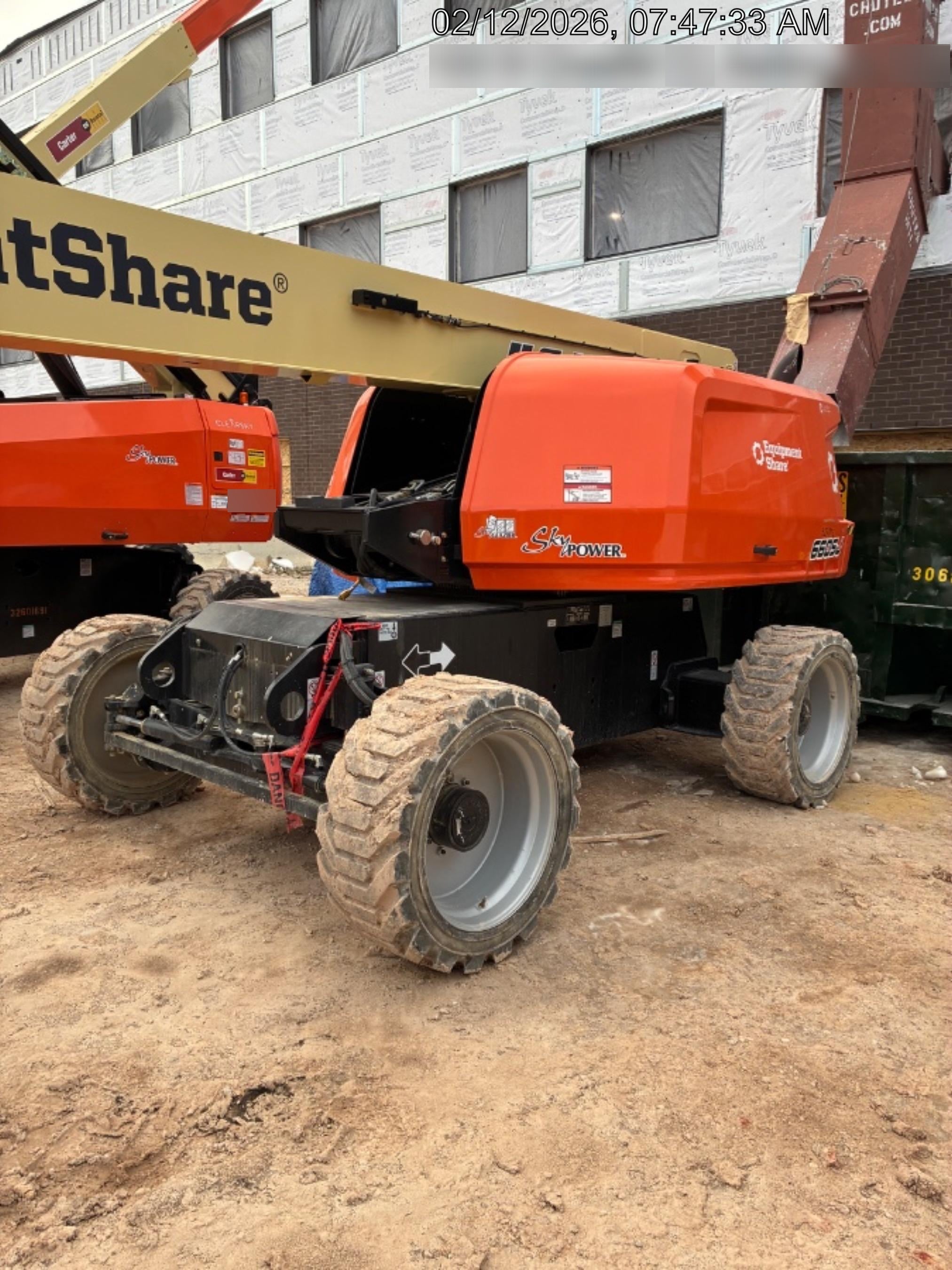 2025 JLG 660SJ