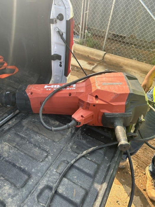 2022 HILTI TE 3000-AVR