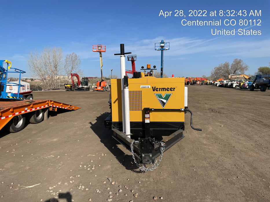 2022 Vac-Tron LP573XDT T4 Koehler Diesel Engine, 500 Gallon Debris Tank, x2 100 Gallon Water Tanks