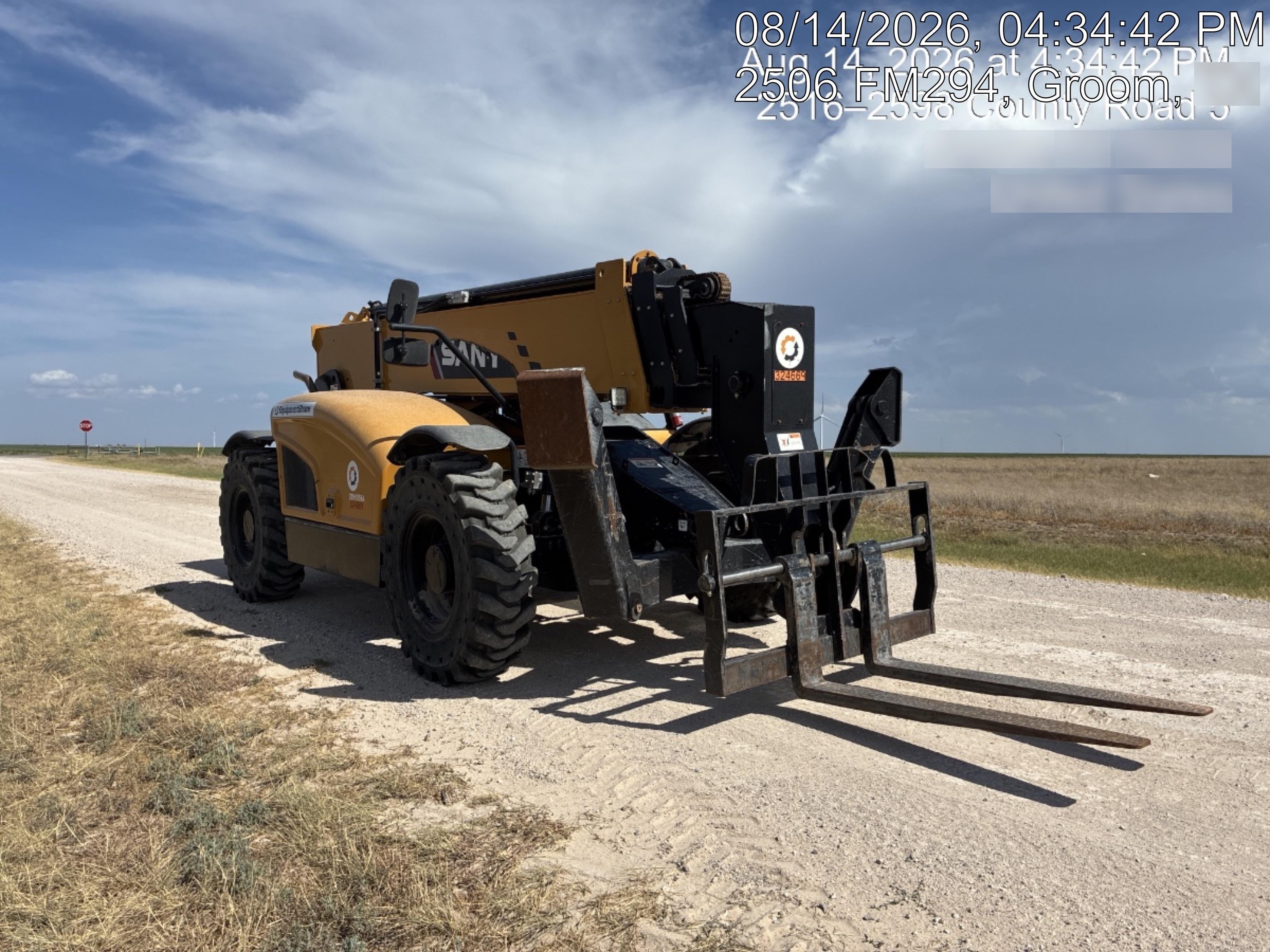 2023 SANY STH1056