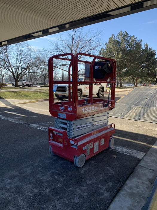 2020 MEC 1330SE Solid NM Tires, Steel Swing out Doors, LCS, Beacon, 900W Invertor