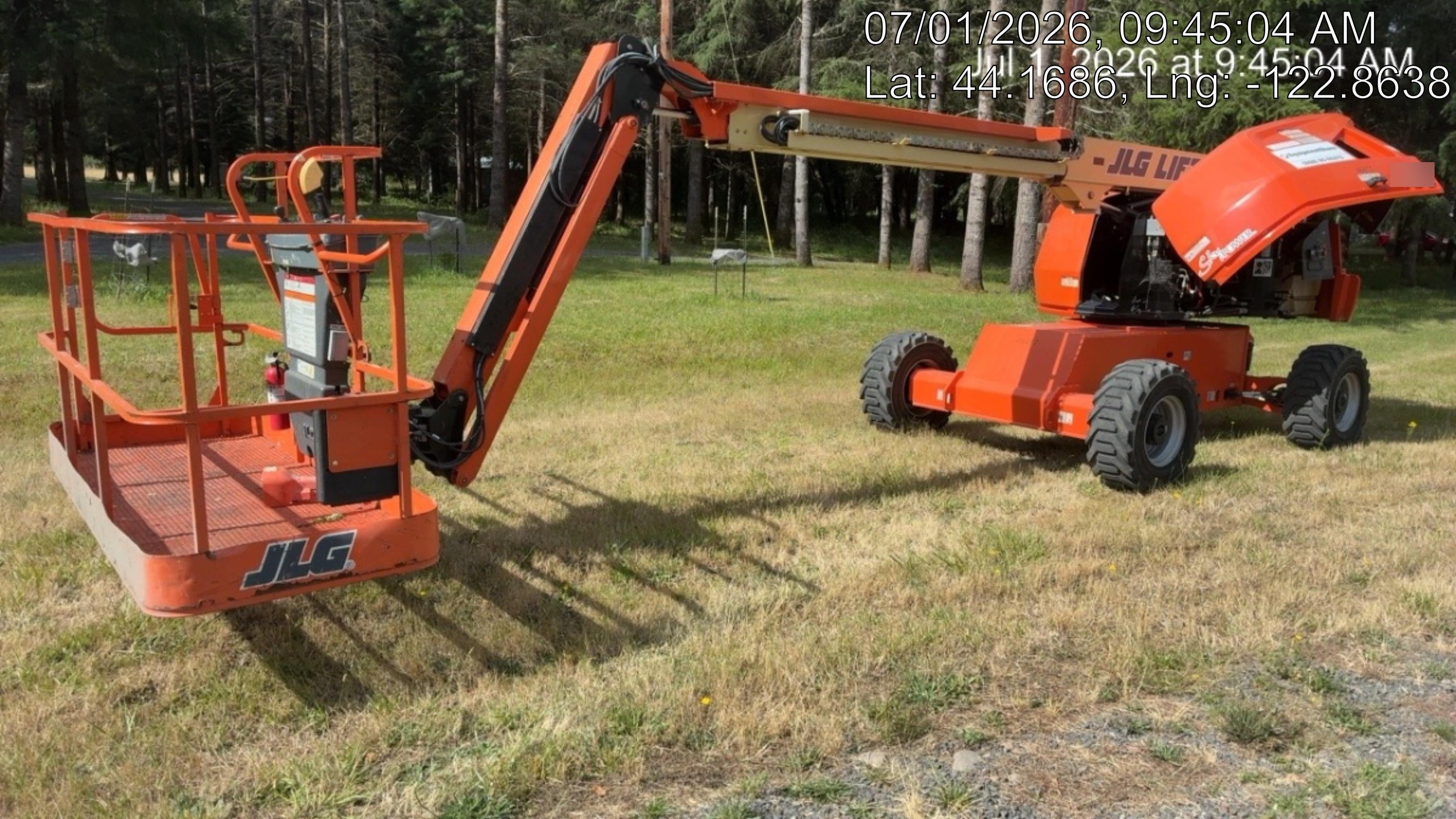 2019 JLG 460SJ