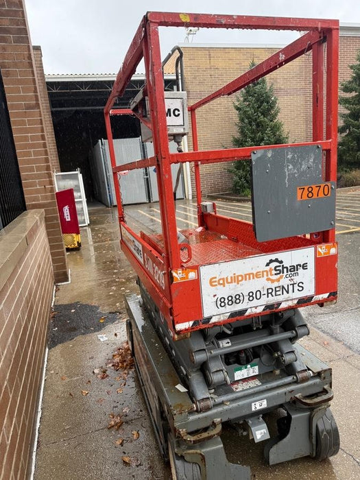 2017 Skyjack SJIII-3219 Skyjack SJIII3219 Scissor Lift w/Trojan Batteries