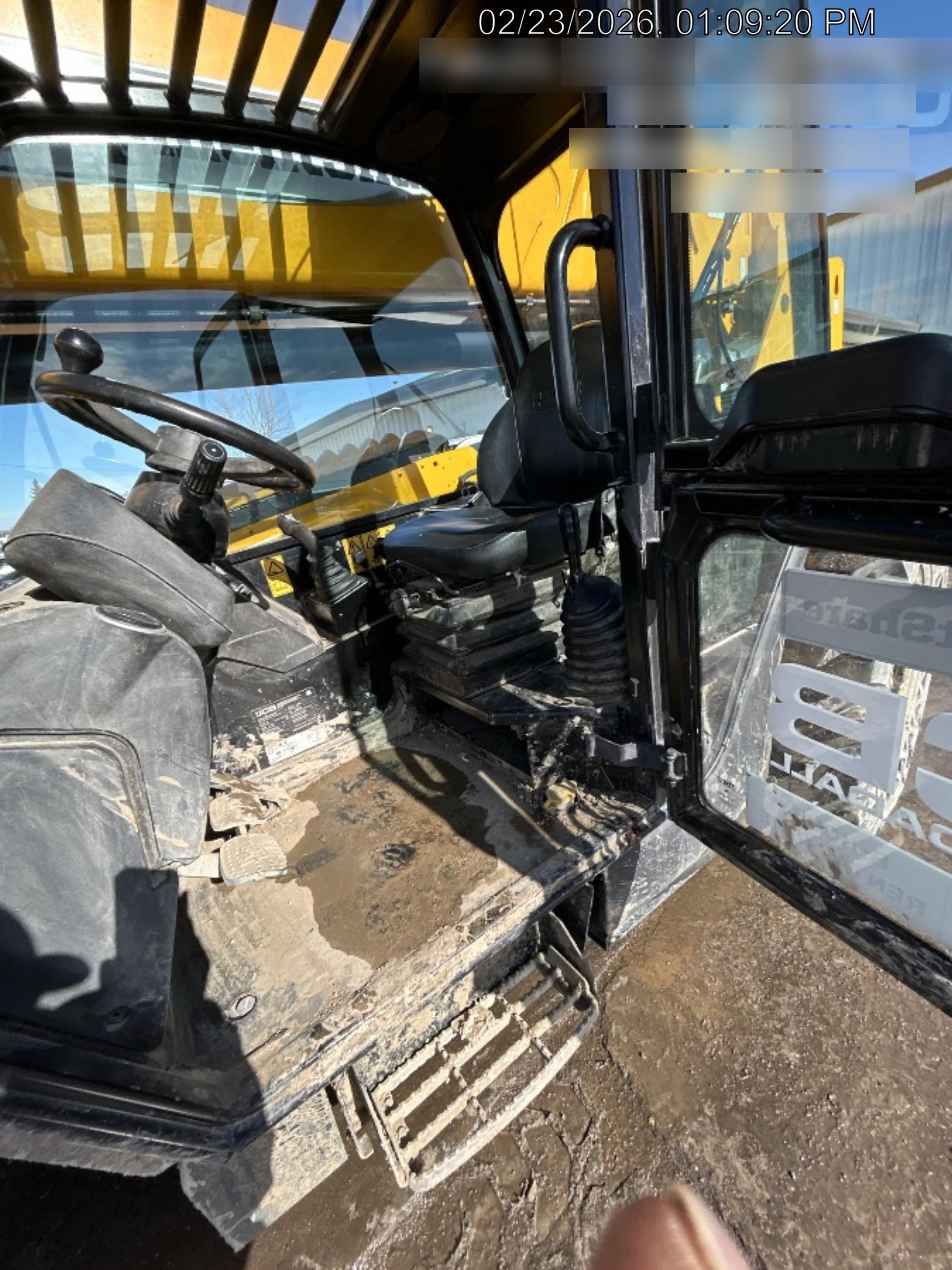 2023 JCB 512-56