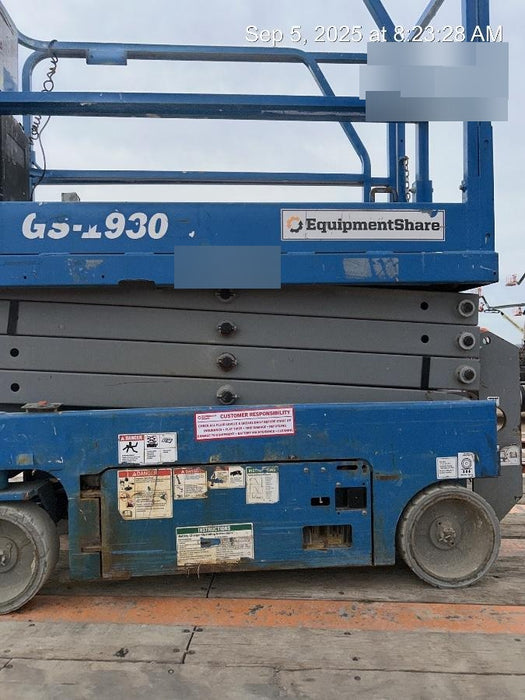 2019 Genie GS-1930 Fixed rails with chain Entry