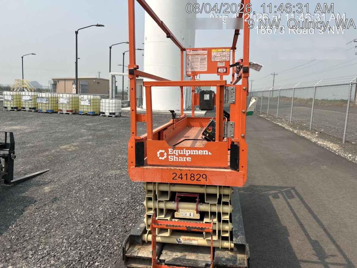 2022 JLG ES2632