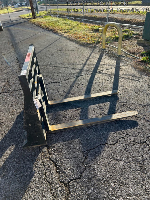 2025 ARROW MATERIAL HANDLING 48" Pallet Forks - Arrow