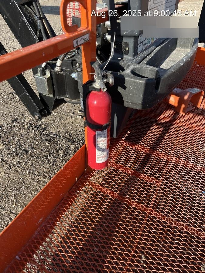 2024 JLG 860SJ