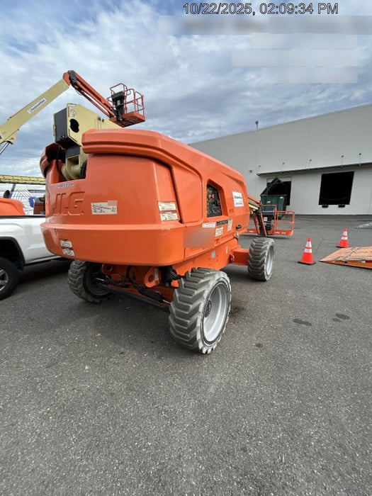 2019 JLG 660SJ
