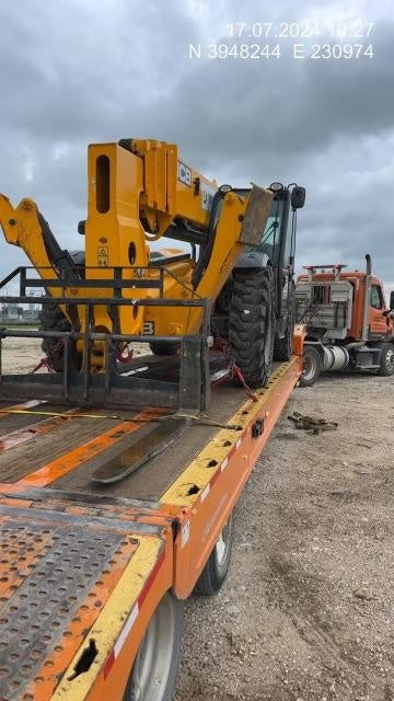 2023 JCB 512-56