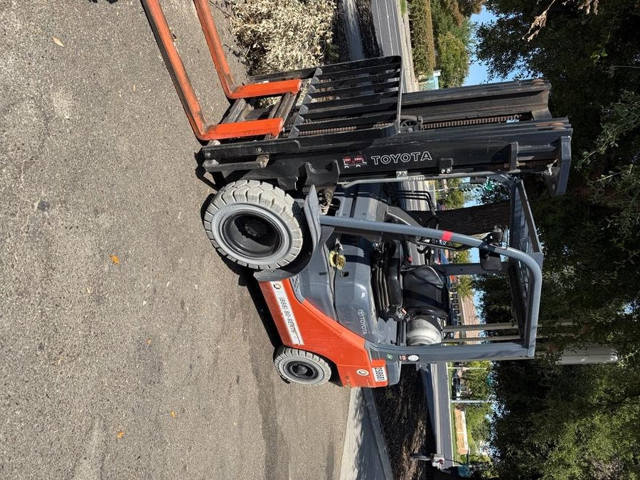 2022 TOYOTA 50-8FGU25