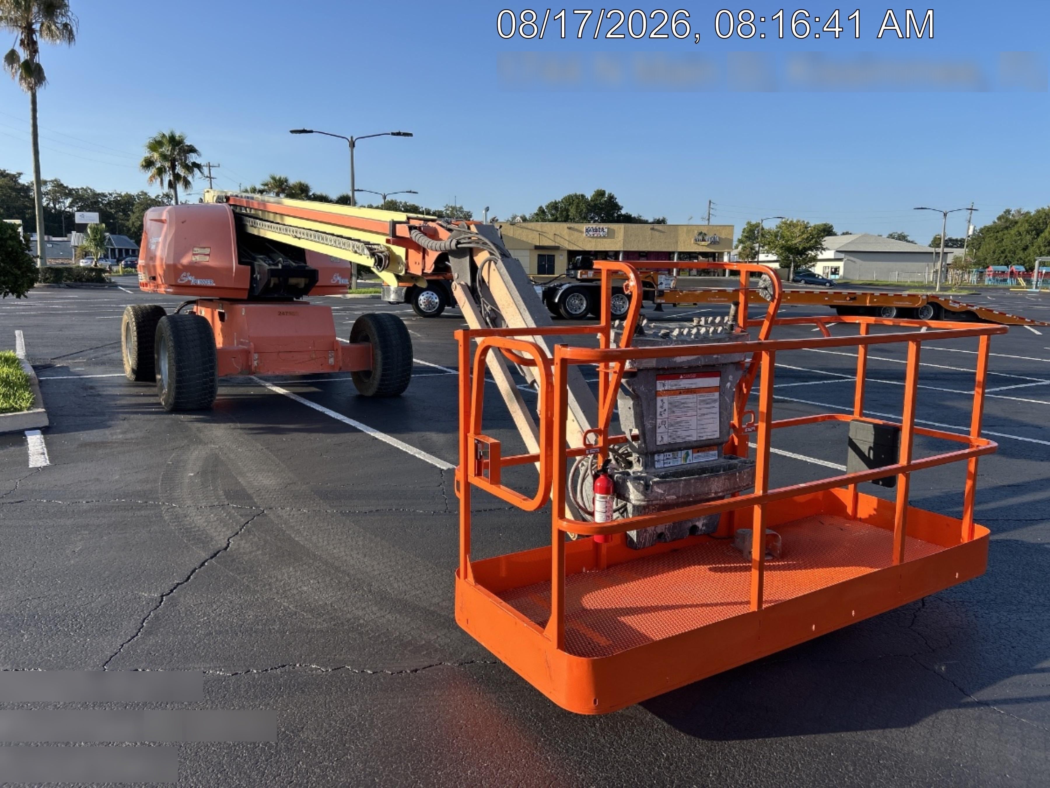 2022 JLG 660SJ