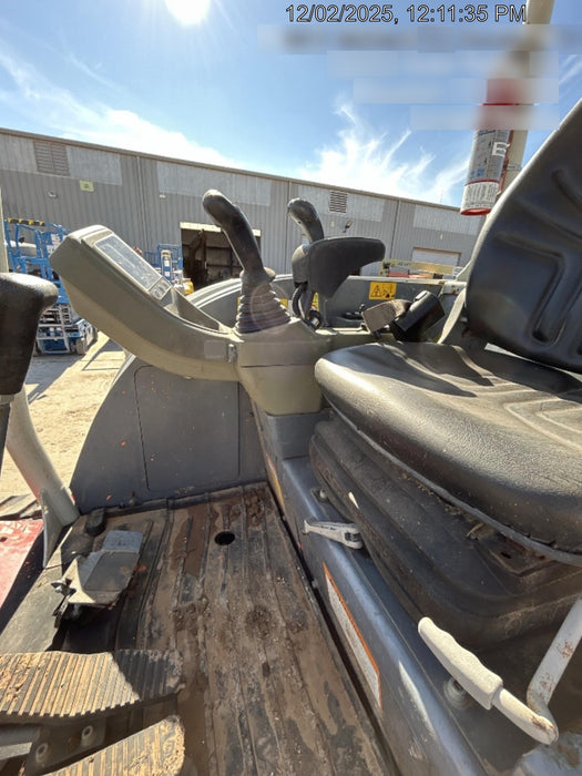 2021 TAKEUCHI TB250-2