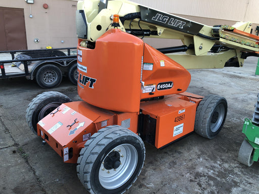 2019 JLG E450AJ
