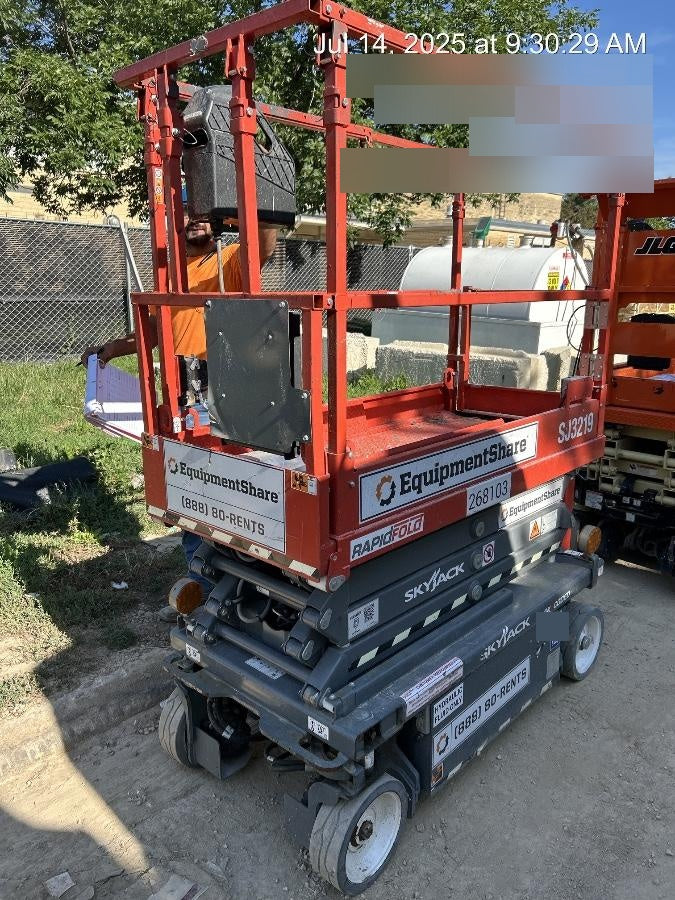 2023 SKYJACK SJ3219