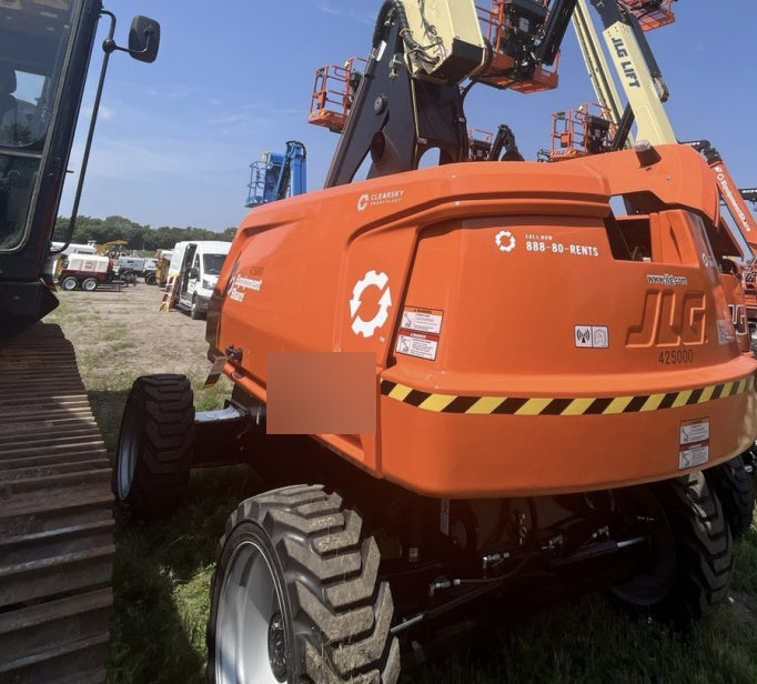 2024 JLG 660SJ