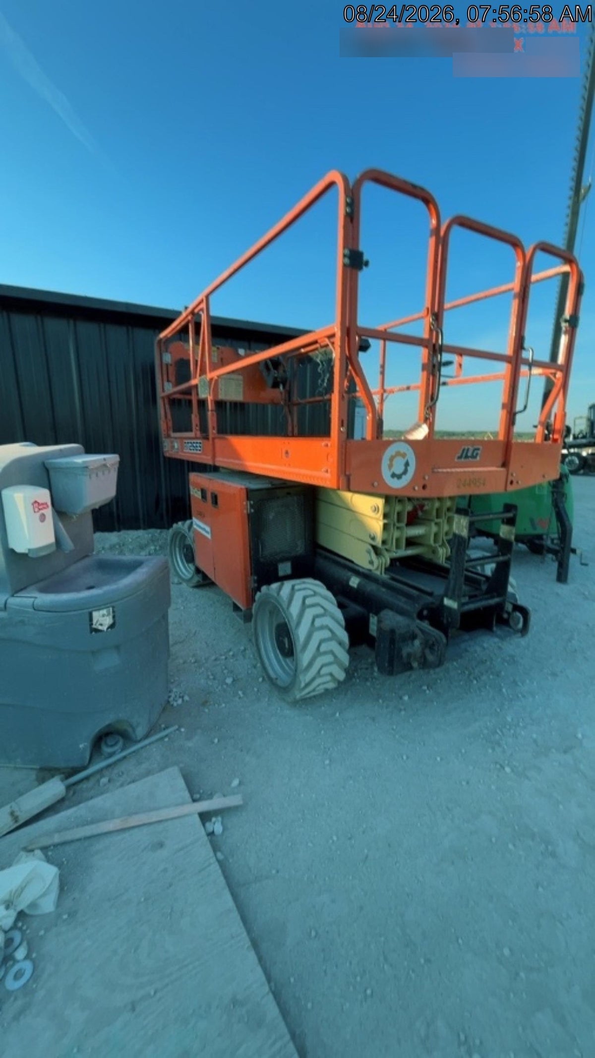 2022 JLG RT2669
