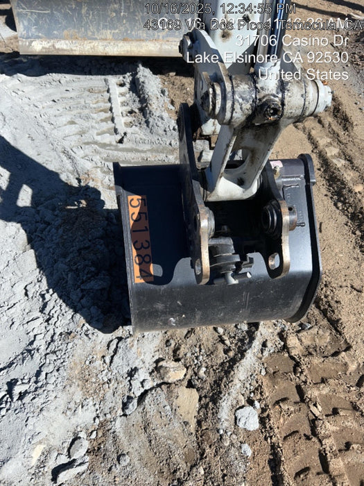 2025 TAKEUCHI 24" Bucket Takeuchi