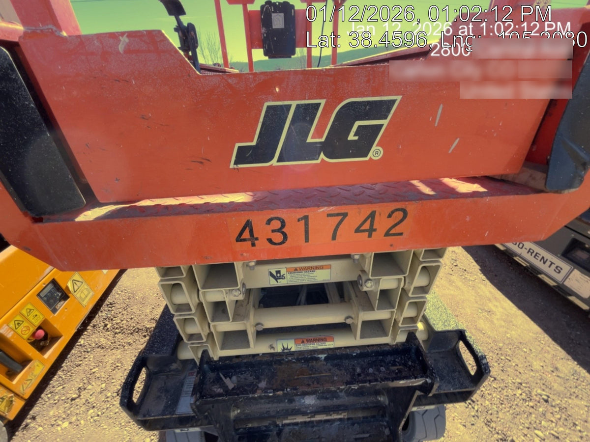 2024 JLG ES1932