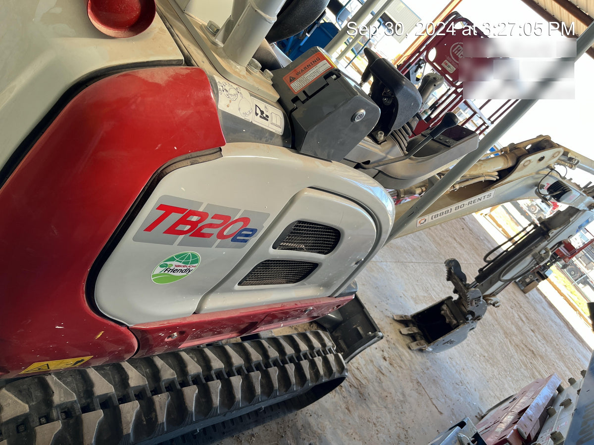 2022 TAKEUCHI TB20e
