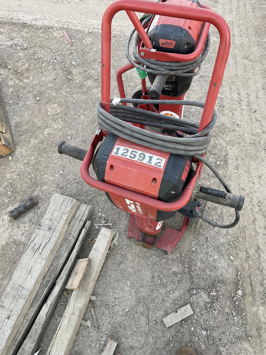 2020 HILTI TE 3000-AVR