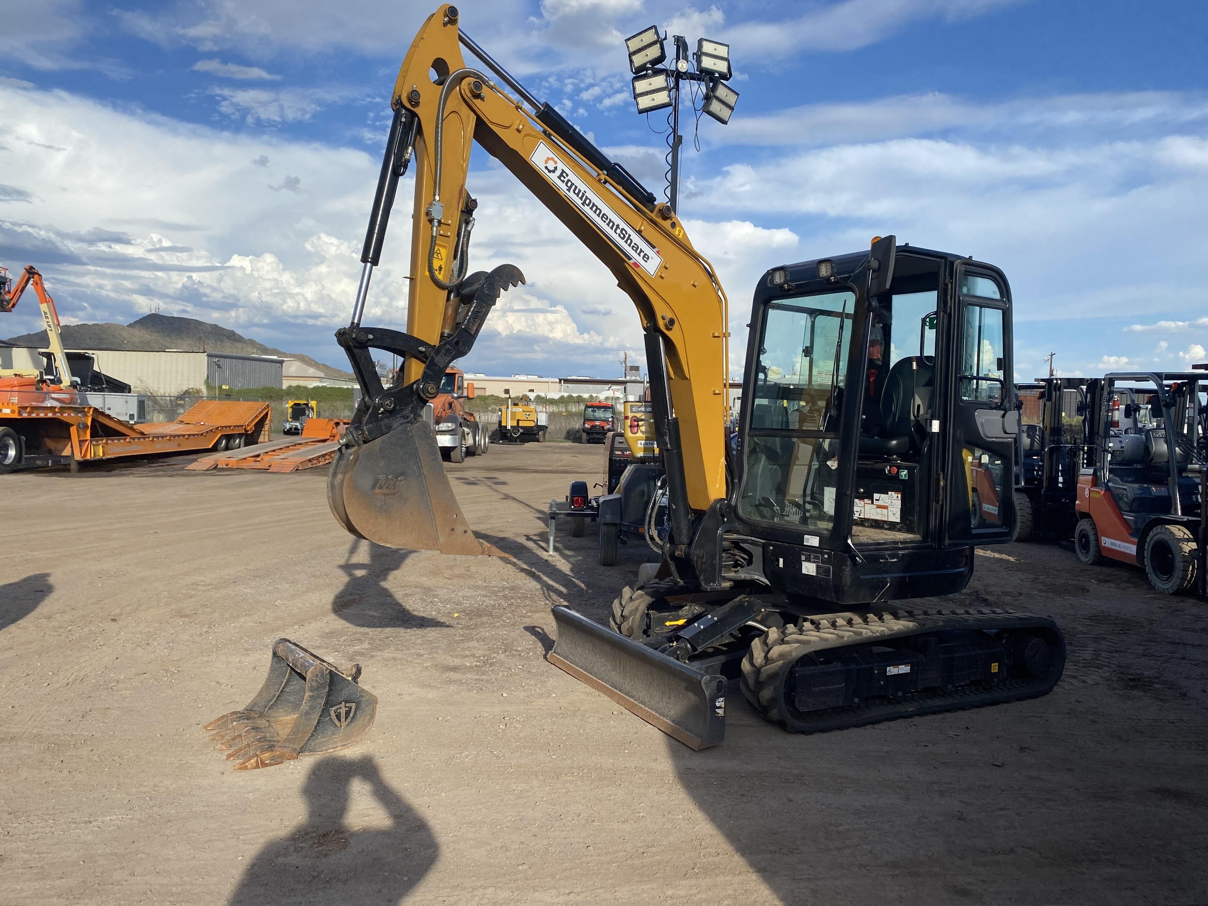 2021 PALADIN 20HE024-E33D-CJ35S3-JSD-0200