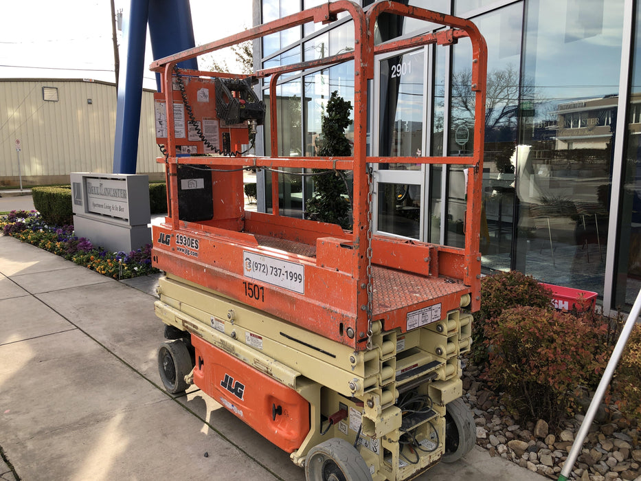 2016 JLG 1930ES