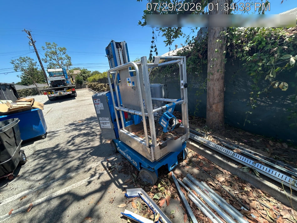 2021 GENIE GR-20