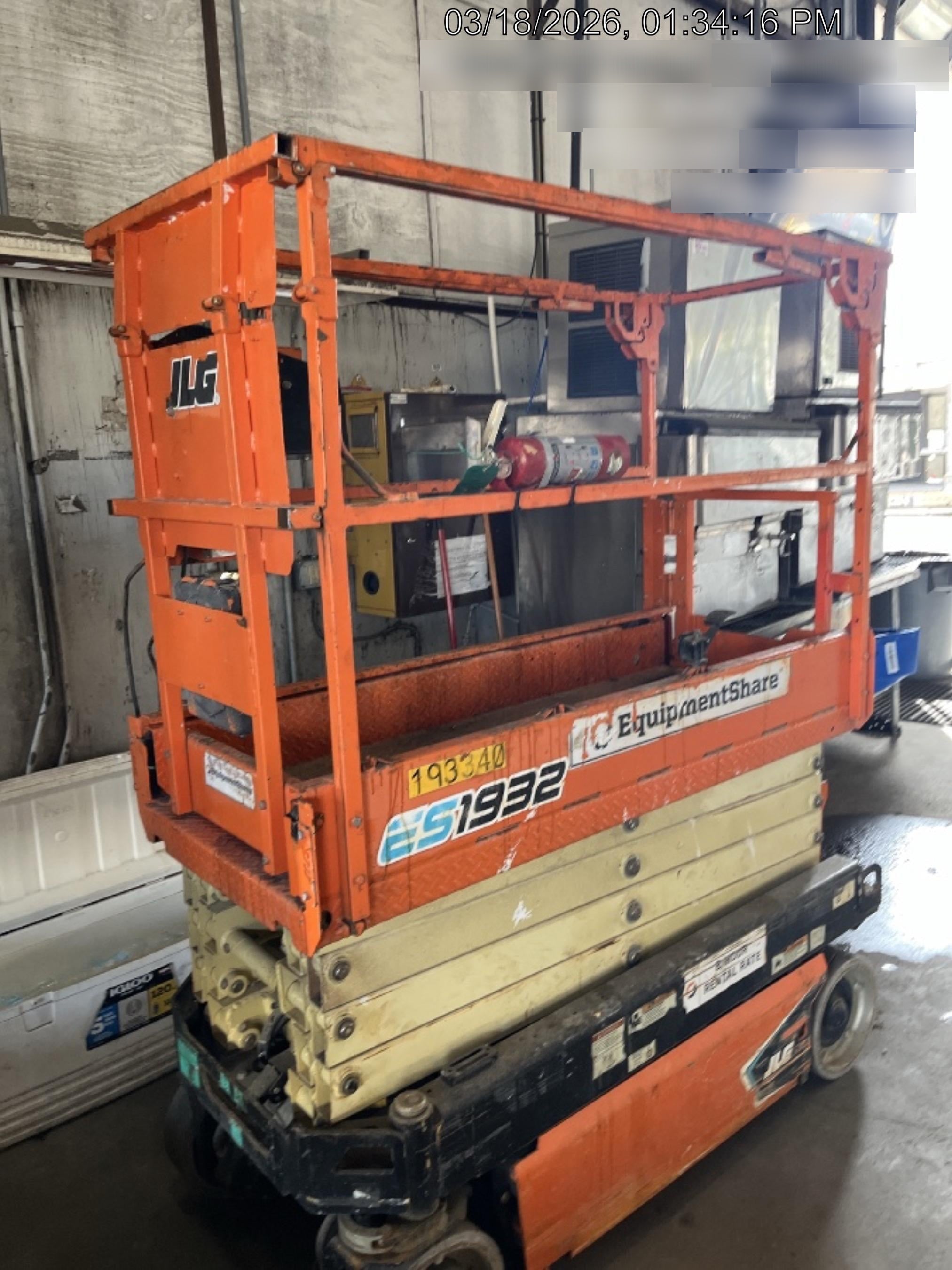 2021 JLG ES1932